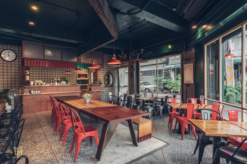 09嘉義東區復古風台式簡餐-弄來小餐桌－店內空間一覽｜小福砌餐飲空間設計