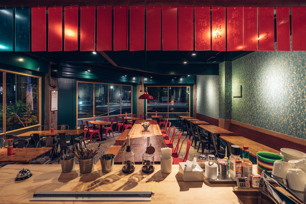 11嘉義東區復古風台式簡餐-弄來小餐桌－餐飲吧檯規劃｜小福砌餐飲空間設計