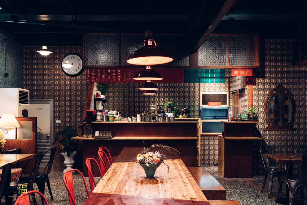 18嘉義東區復古風台式簡餐-弄來小餐桌－香港茶餐廳氛圍｜小福砌餐飲空間設計